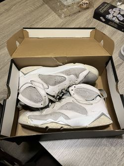 Air Jordan Retro 7s (Size 7Y)