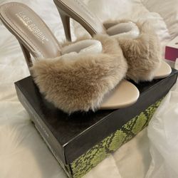 Heel With Fur