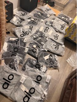 Alo set quarter zip