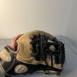 a2000 Baseball Glove 