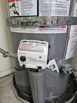 Used 40 gallon rheem water heater