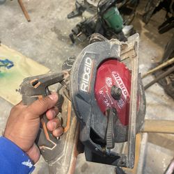 Ridged 7-71/4 Circular Saw