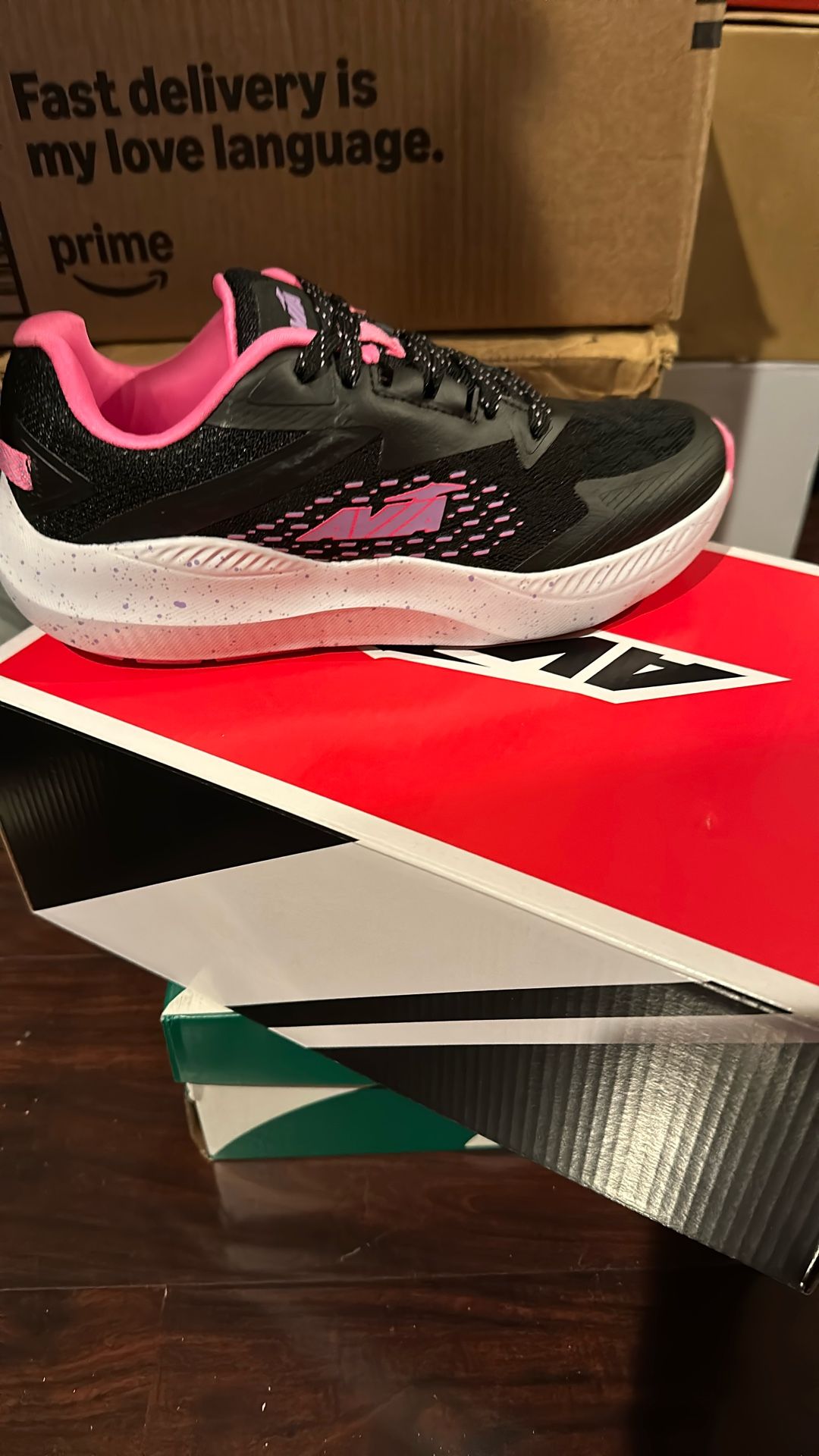 Avia Shows Size 7.5 Brand New