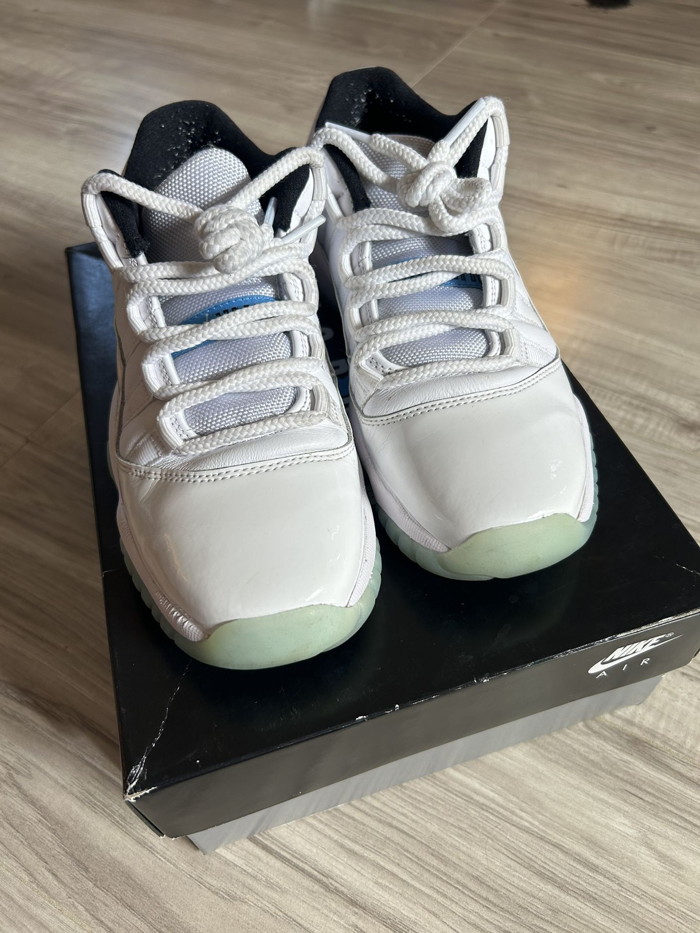 Legend Blue 11’s Youth 6/ womens 7.5