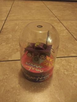 Charge-N-go mini racer rc car