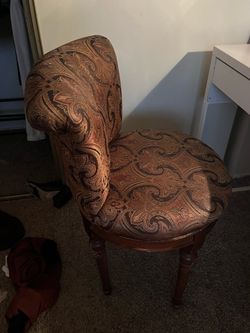Vintage paisley vanity desk chair