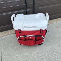 Igloo Cooler With Wheels
