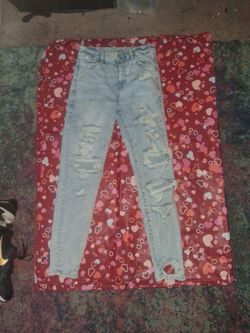 Ripped Jeans