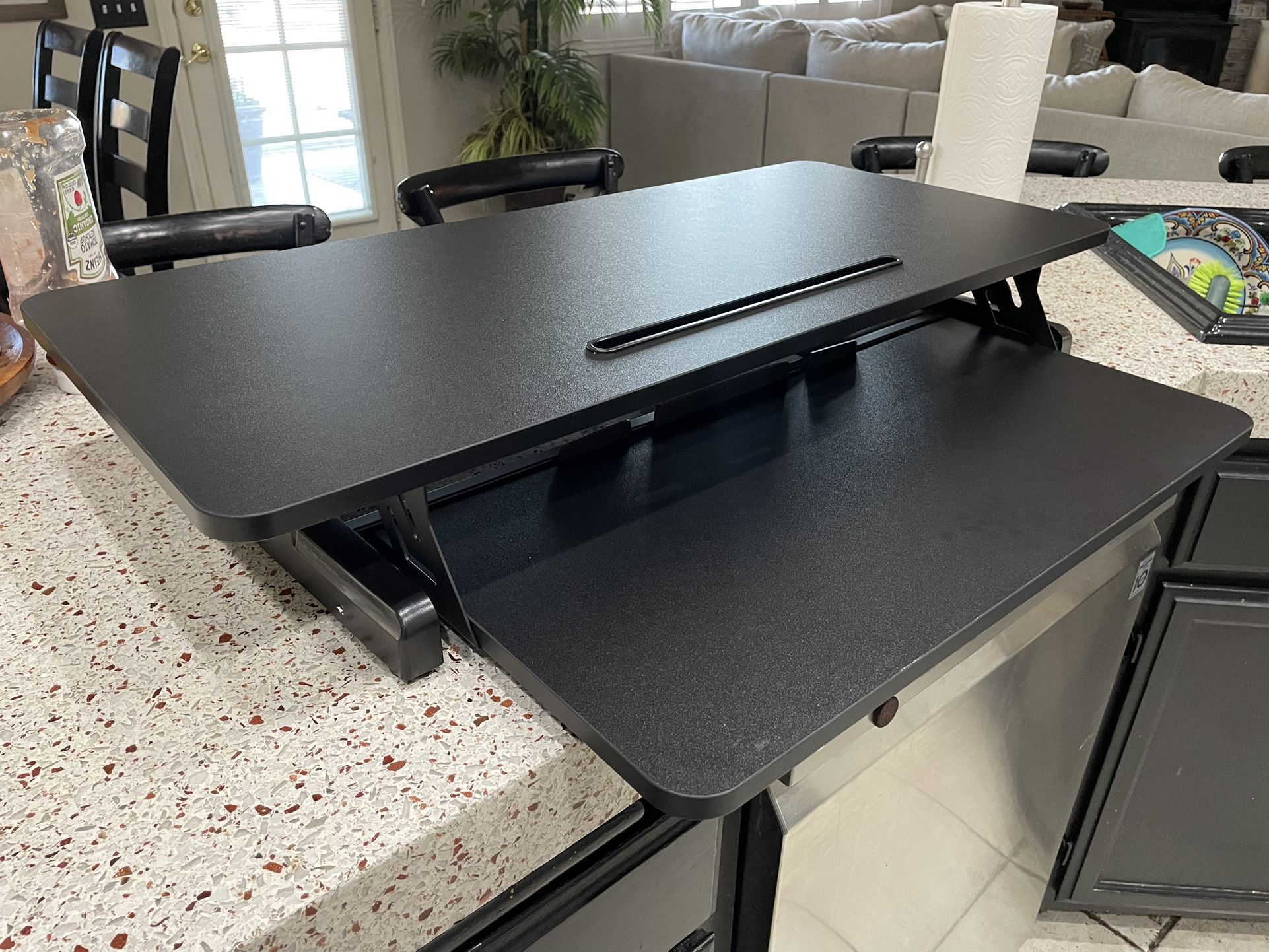 Desktop Standup Desk Black Hydraulic