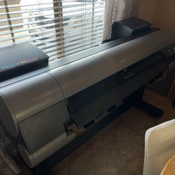 Canon IPF 8400 44” Printer 
