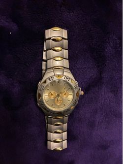 Watch, needs battery.