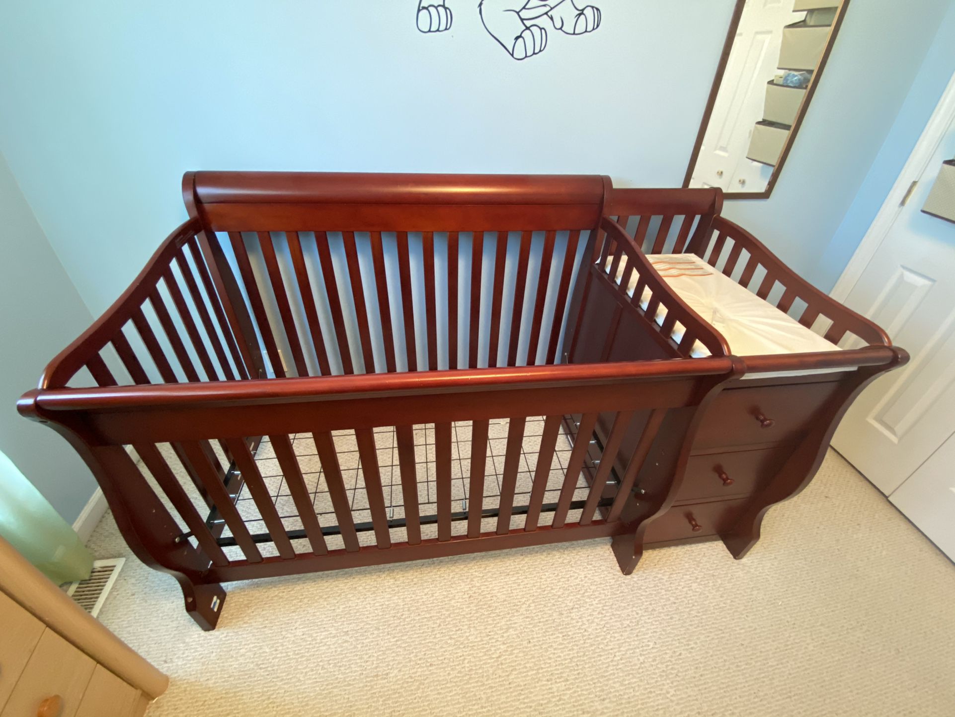 Crib With Changer