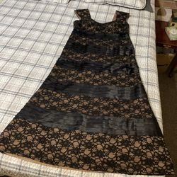 Ladies Maxi Ignite Evenings Size 14w Lace Ruffle Tiered Elegant Dress