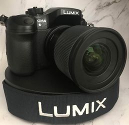 Panasonic Lumix GH4 4k/Hd Professional Camera Like New