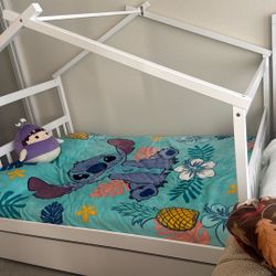 Queen Size Kids Bed Form As A House 