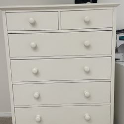 Pottery Barn Kids Dresser