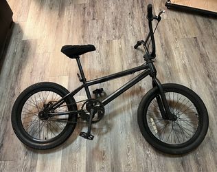 Mongoose PT20 Pump Track 20" BMX Bike – Murdered-Out Black w/ Disc Brake