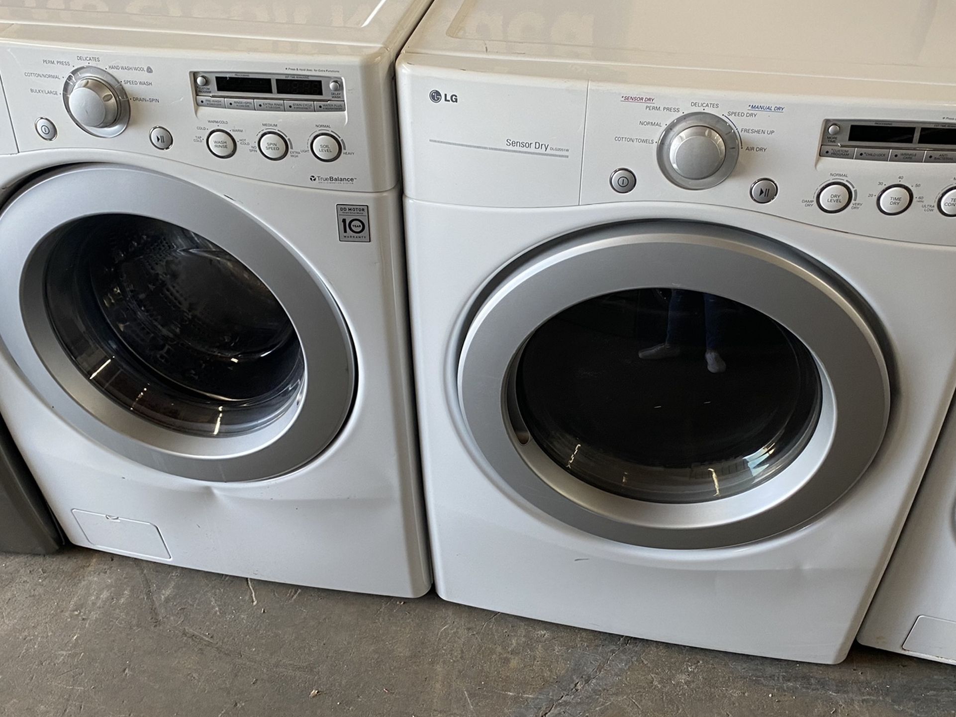 Lg Washer And Dryer