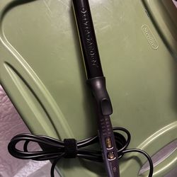 New Olivia garden curling Iorn