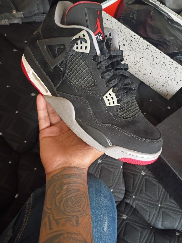 Jordan 4 BRED 2012 