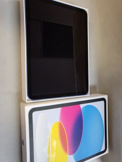 Apple Ipad 10th Gen ( Blue) Unlocked