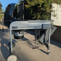 Weber Performer 22" Grill w/ Cart & Cover