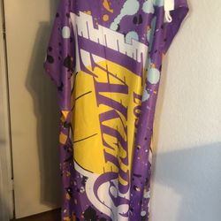 Lakers Banner $10