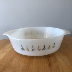 Vintage Anchor Hocking Fire King Candle Glow 1 1/2 Qt. Casserole dish 437