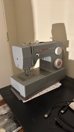 Singer Heavy-Duty Sewing Machine Bundle – Needles, Thread & Tools Included
