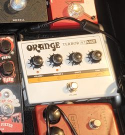 Orange Terror Stamp 20w pedalboard amp