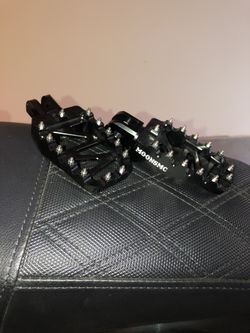 Moons M.C. M8 moto pegs