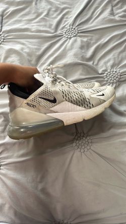 us 8.5 air max 270’s