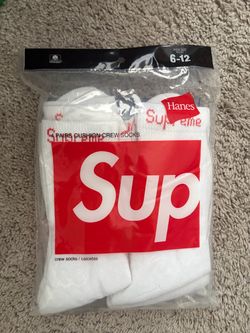 Supreme x Hanes White Crew Socks 4-Pack