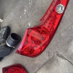 G 35 2005 taillight passenger side
