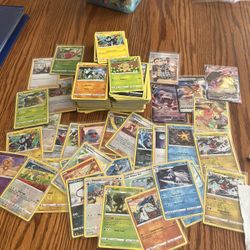 Pokémon Cards 300+