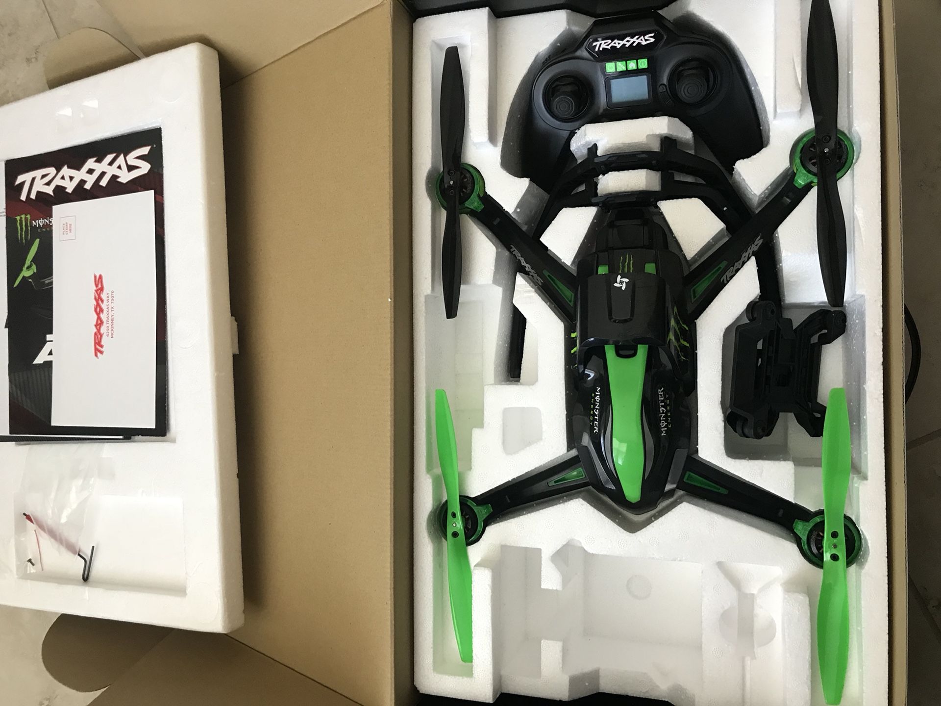Traxxas aton sales monster edition