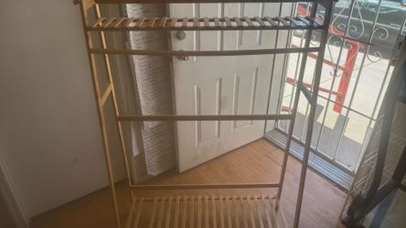 Clothes rack