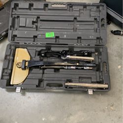 Crain 499 Carpet Kicker