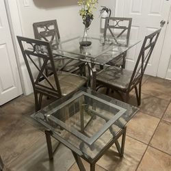 Kitchen Table with 4 Chairs and Side Table 
