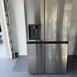 LG Refrigerator 