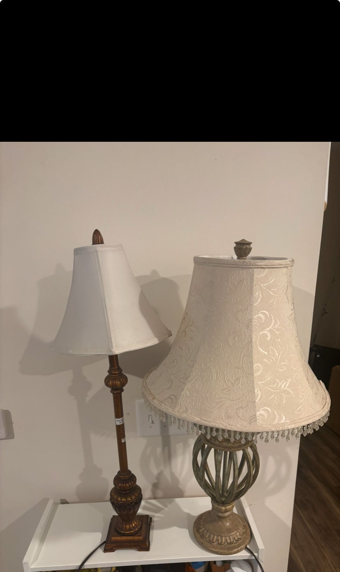 2 Lamps