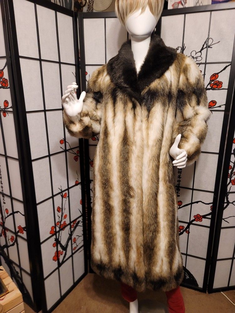 Olympia Limited Inc Ladies European Style Vintage 90's Long Fur Coat Size 0/S