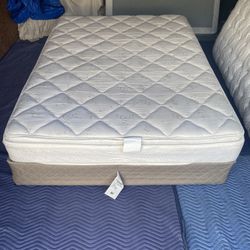 Queen Mattress & Boxspring (Delivery Available!)
