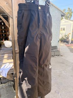 Kids snow gear