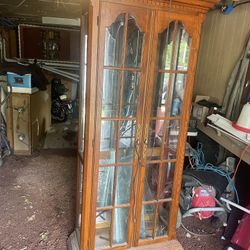 curior cabinet 