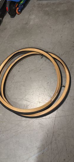 Panaracer bike tires 700x 38. 80$