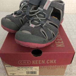 Keen Sandals Size 1