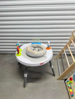 Skip hop baby activity center