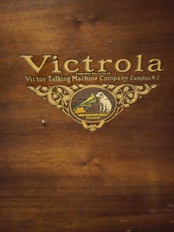 1920's Victoria  phonograph