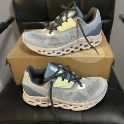 Oncloud Stratus Size 7 Women’s $95